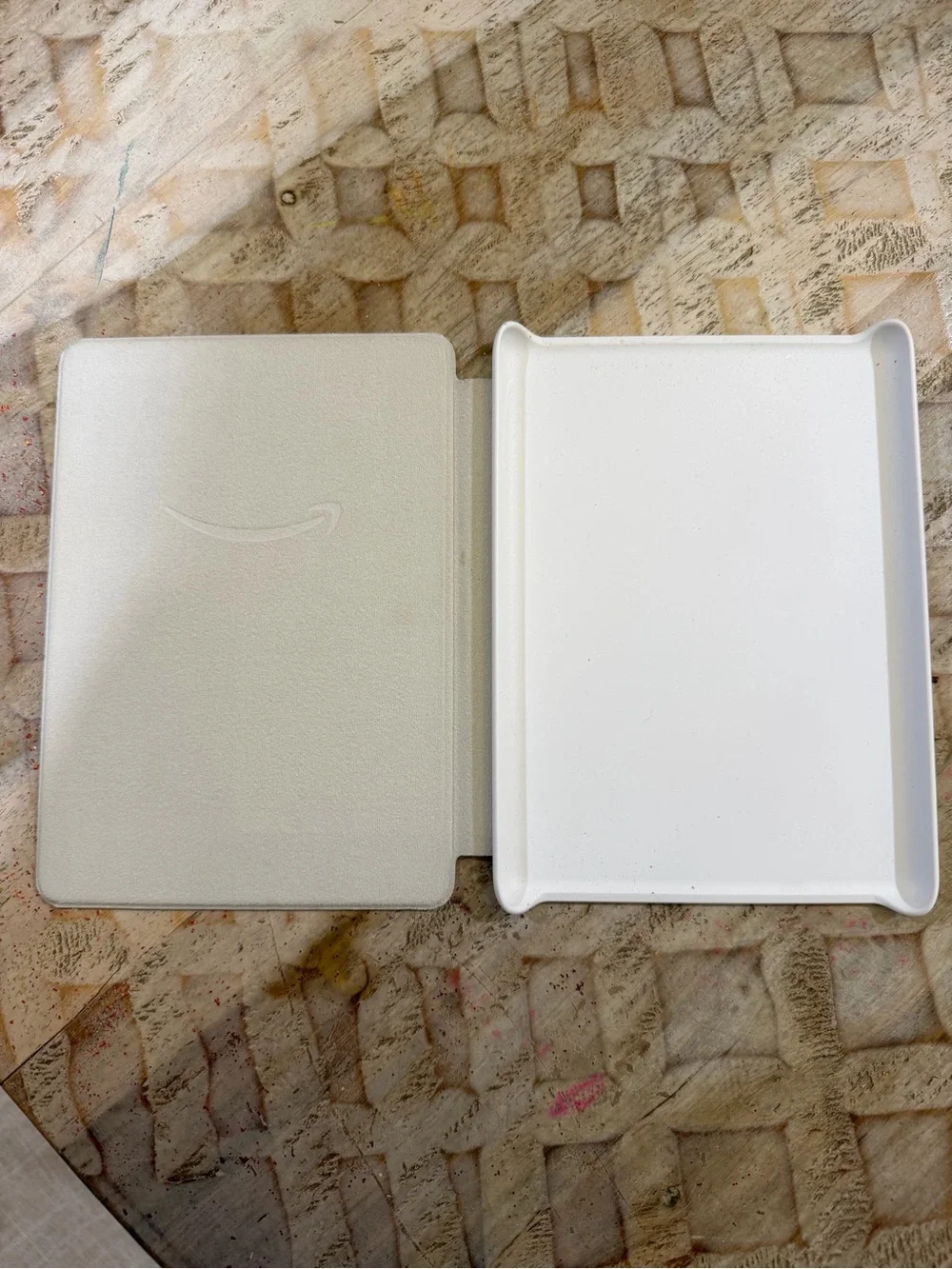Amazon Kindle Fabric Cover in Light Beige